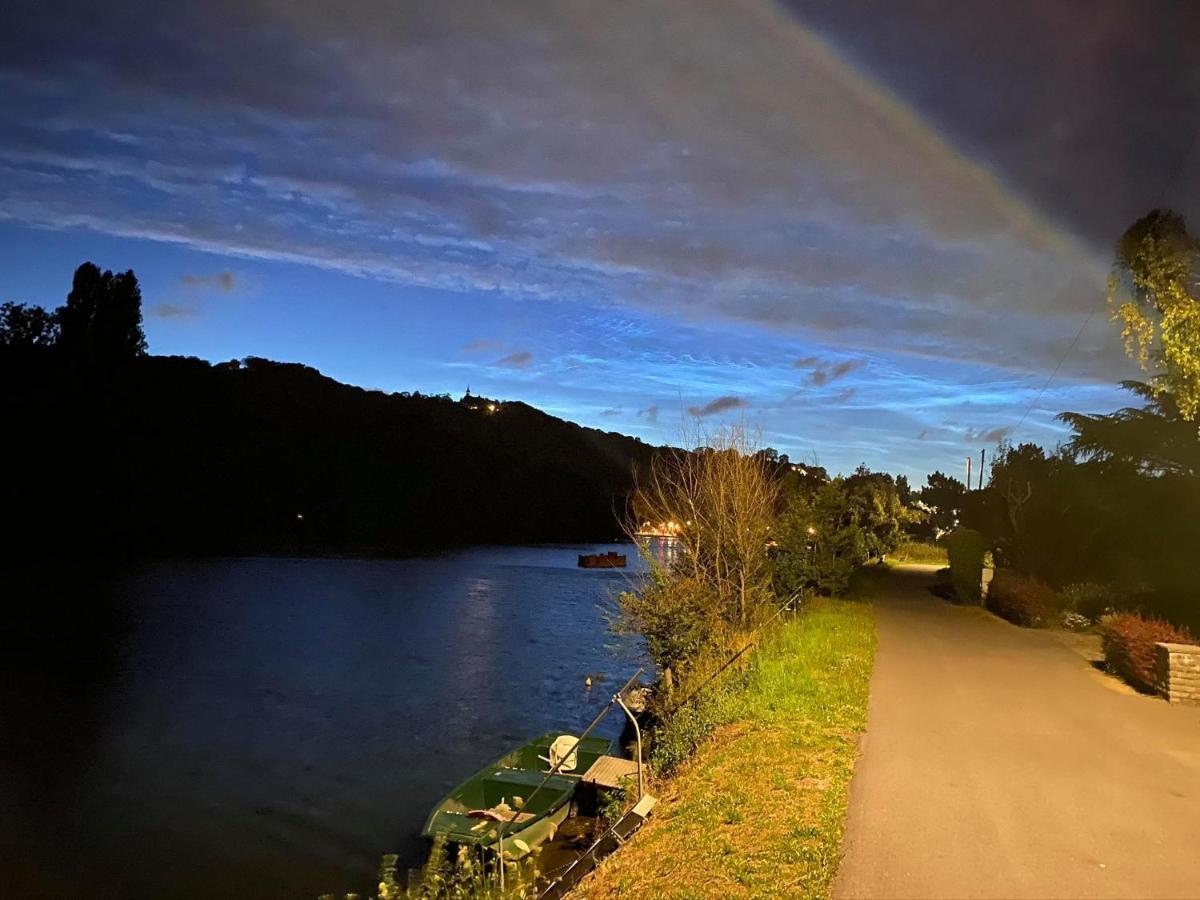 Villa De La Meuse Namur Exteriér fotografie